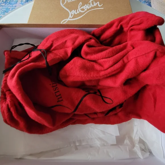 Christian Louboutin heels - Picture 2 of 4